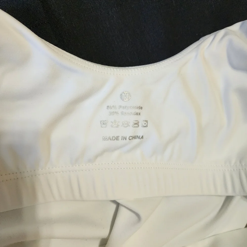 The Gym People Sports Bra Tank 2 Pack | Padded Black White | M - Picture 4 of 9